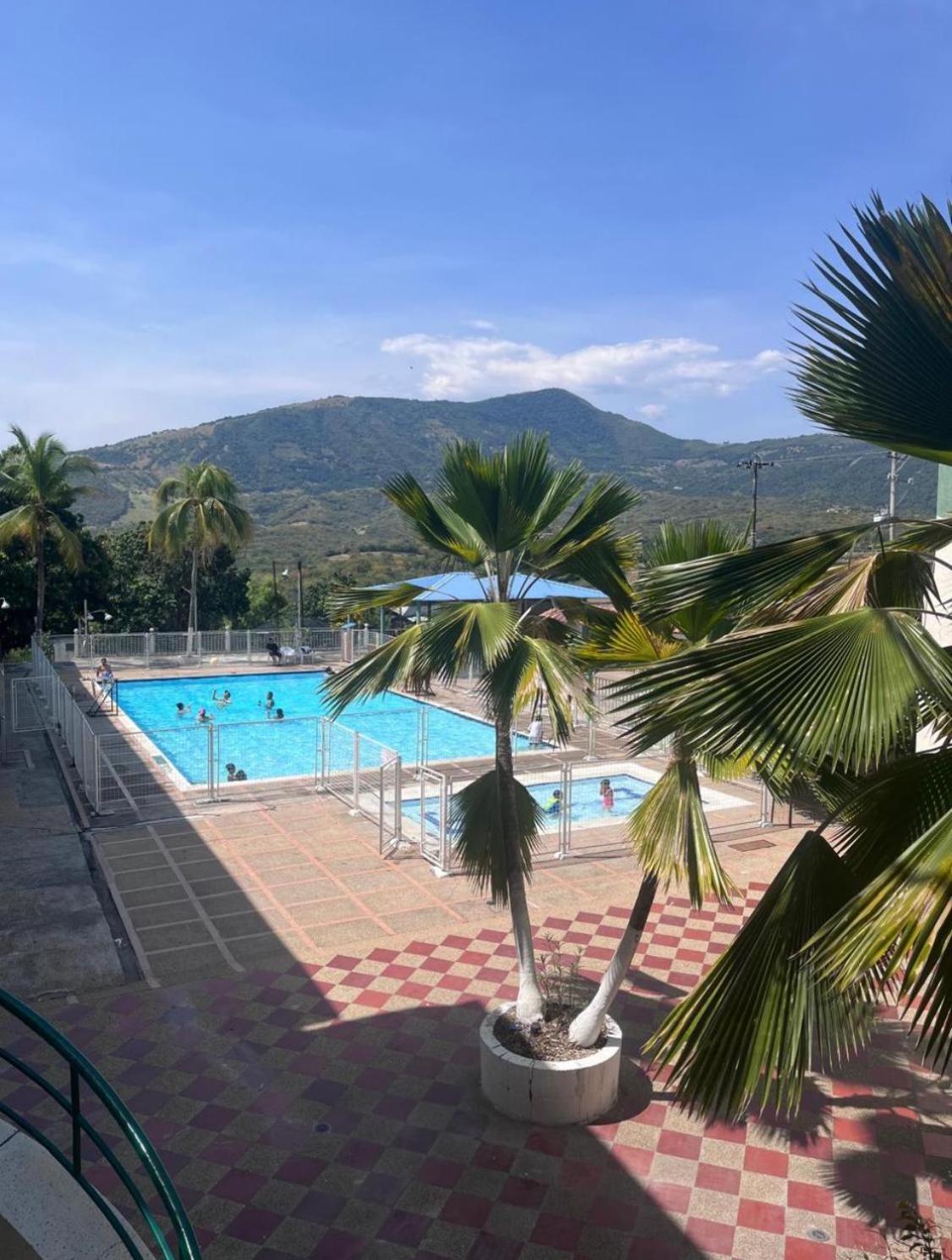 Club Vacacional Copen Hotel Tocaima Buitenkant foto