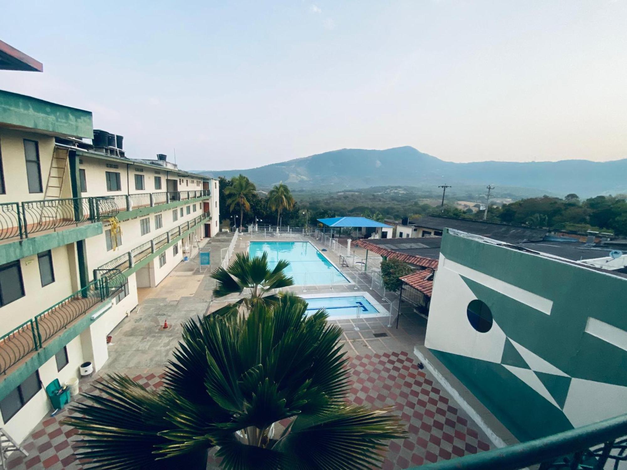 Club Vacacional Copen Hotel Tocaima Buitenkant foto
